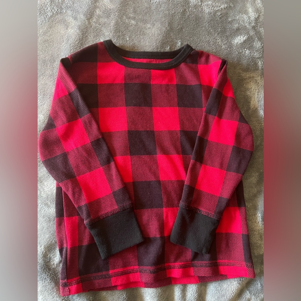 4 black and red boys top Children’s Place